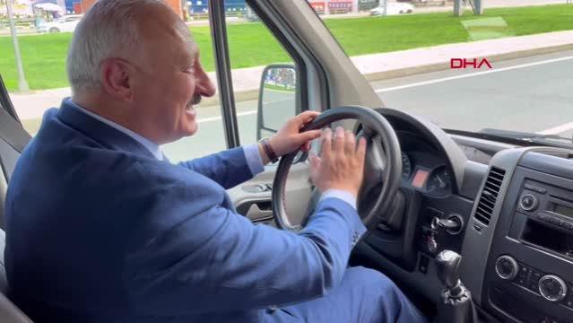 Başkan Çebi Dolmuş Minibüsü ile  Mutlu Bir Gün Yaşadı