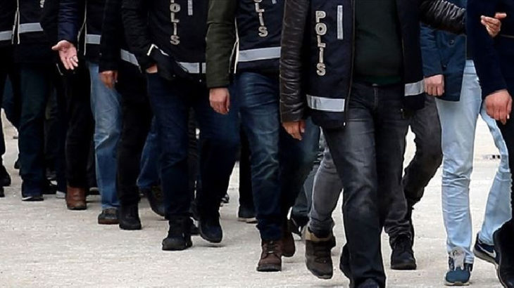 Ataşehir Belediyesi'nde operasyonda gözaltına alınanlar adliyeye sevk edildi