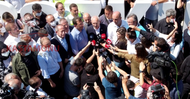 CHP Genel Başkanı Kılıçdaroğlu, sel felaketinin yaşandığı Bozkurt'ta incelemelerde bulundu: